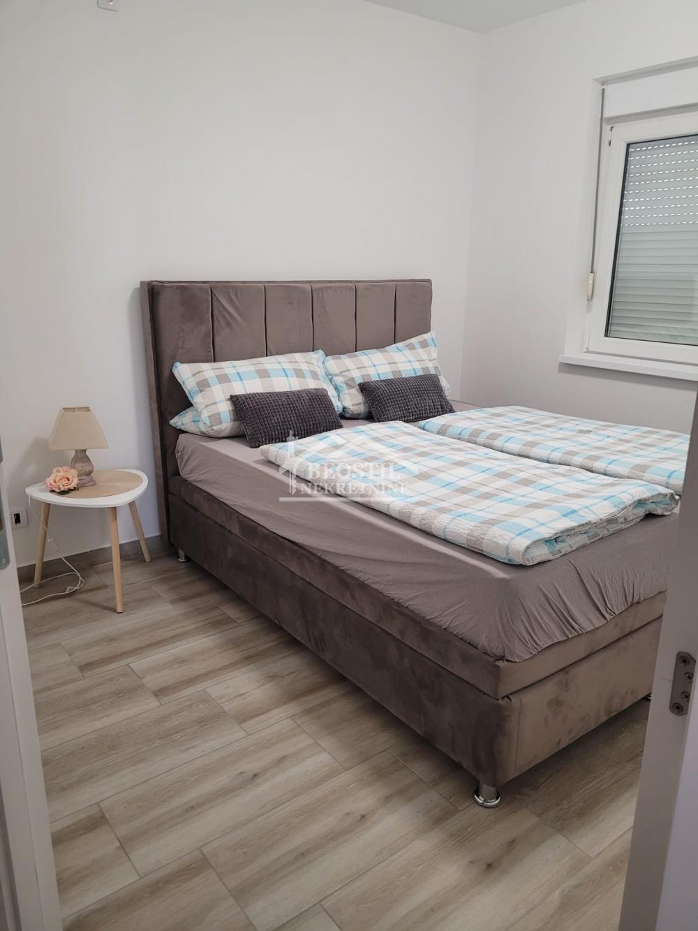 Stan Izdavanje Beograd Altina 55 m2