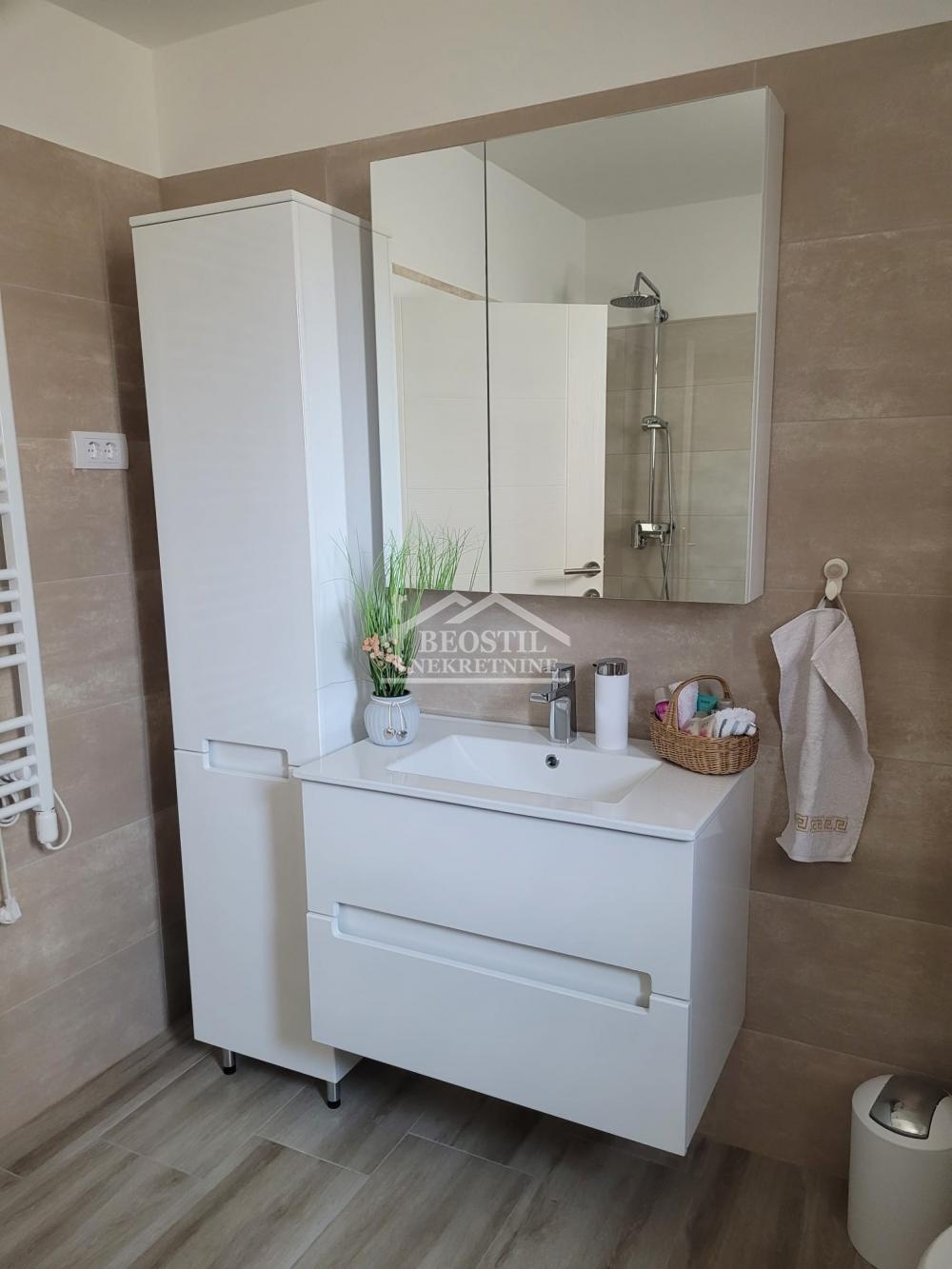 Dvoiposoban stan za izdavanje, Altina, Beograd, 55m², 600 €/mes