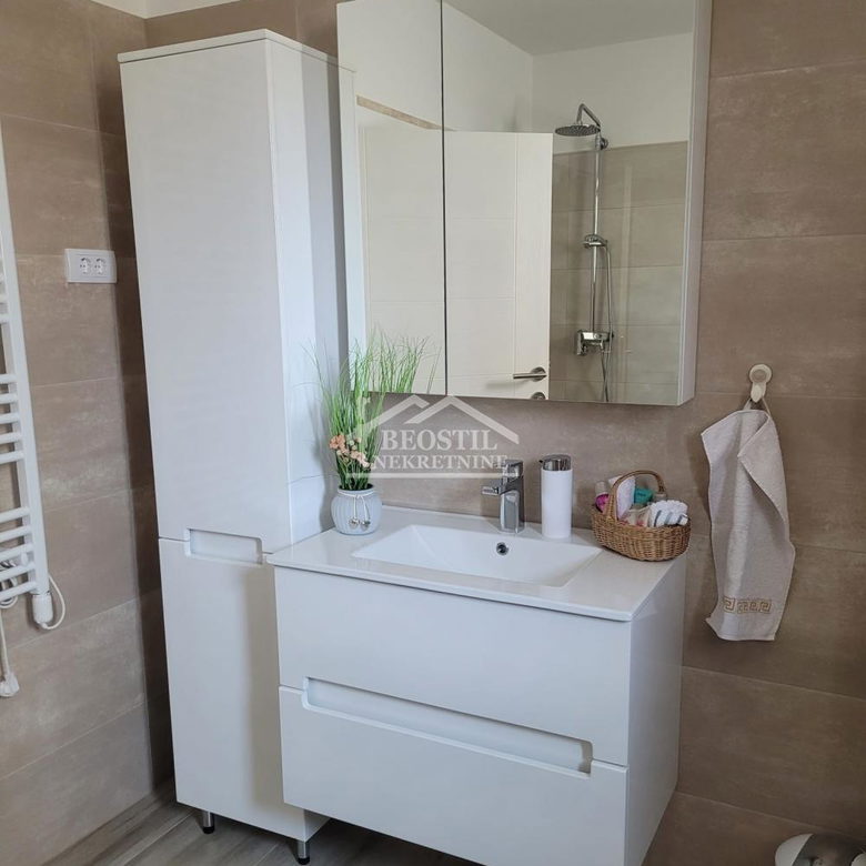 Dvoiposoban stan za izdavanje, Altina, Beograd, 55m², 600 €/mes