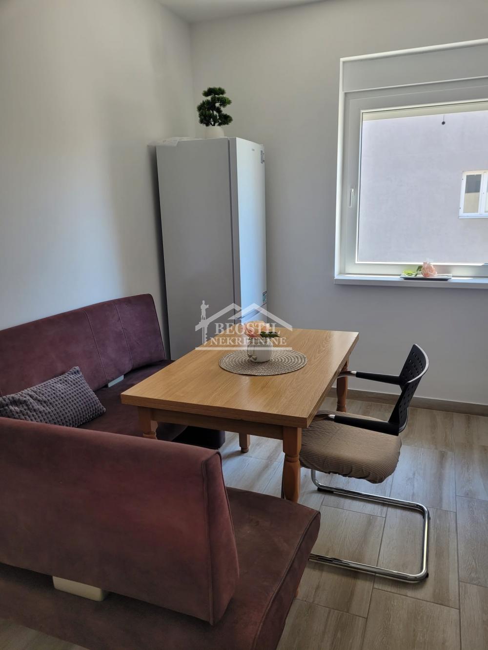 Stan Izdavanje Beograd Altina 55 m2