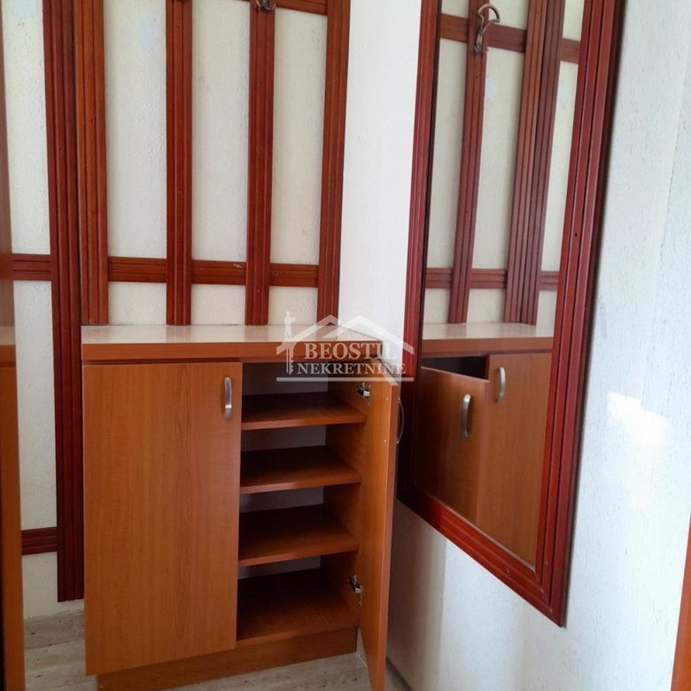 Stan Izdavanje Beograd Ledine 57 m2