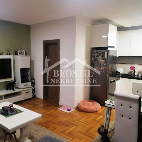 Stan Prodaja Beograd Ledine 80 m2