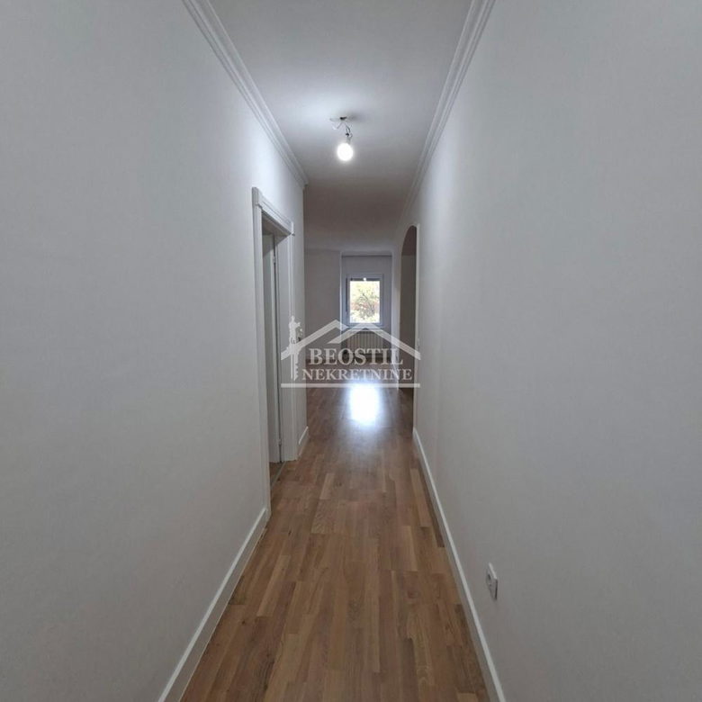 Stan Prodaja Beograd Tašmajdan 90 m2