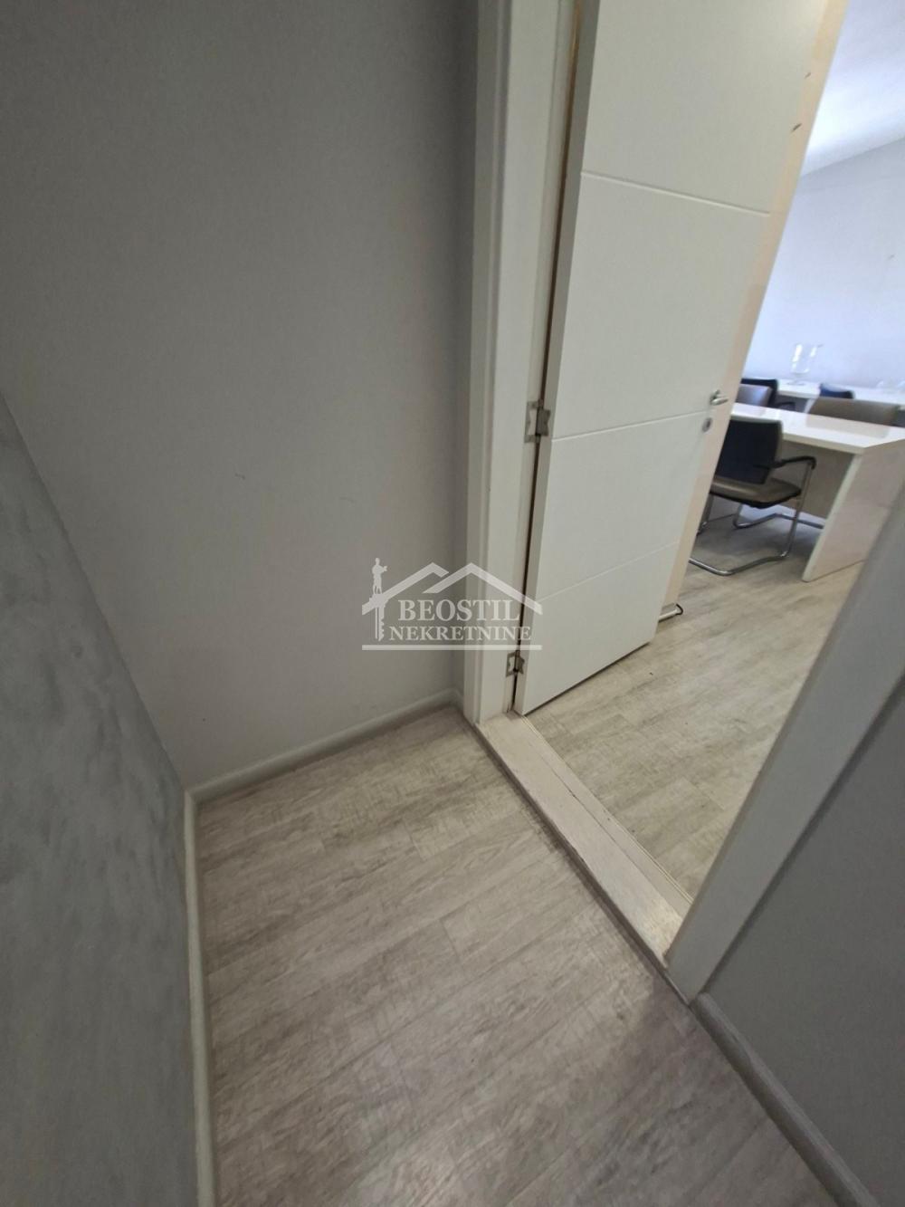 Stan Prodaja Beograd Đeram Pijaca 118 m2