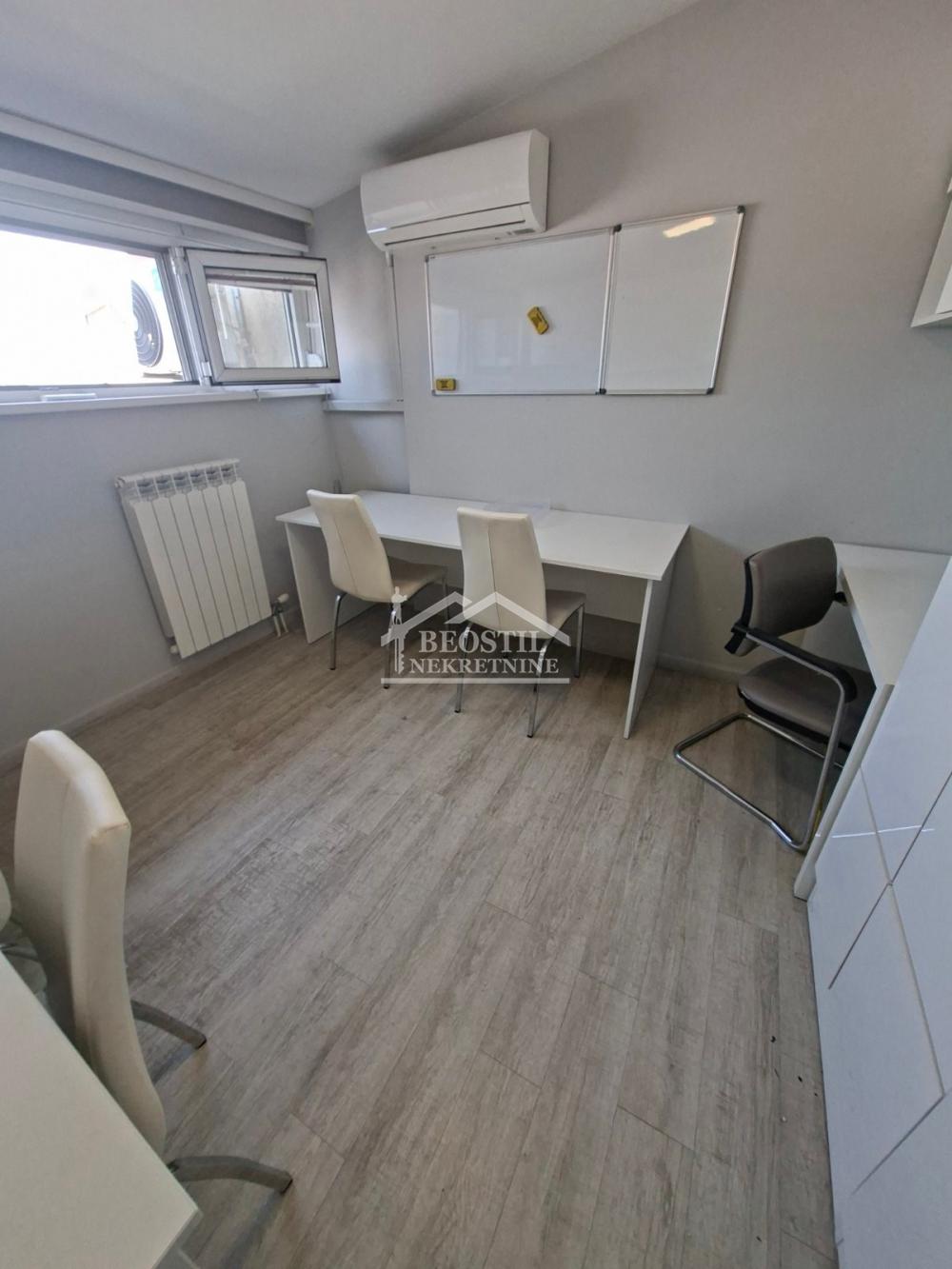 Petosoban stan na prodaju, Đeram Pijaca, Beograd, 118m², 349.000 €