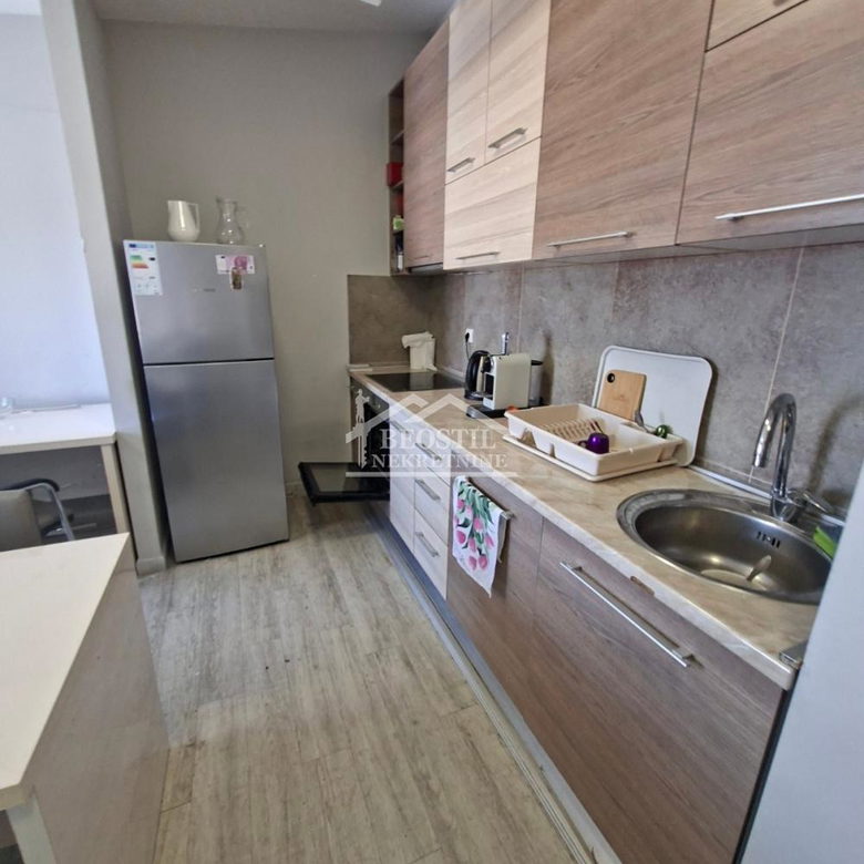 Petosoban stan na prodaju, Đeram Pijaca, Beograd, 118m², 349.000 €