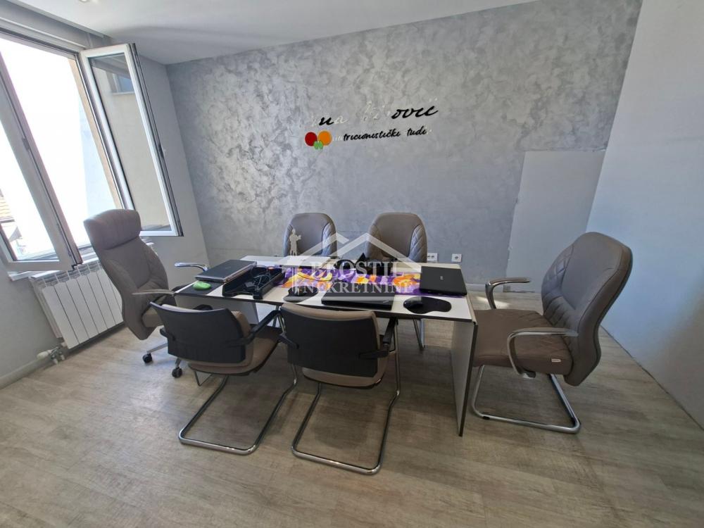 Stan Prodaja Beograd Đeram Pijaca 118 m2
