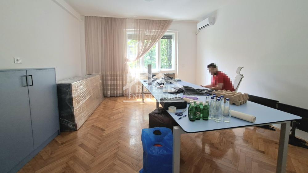 Stan Izdavanje Beograd Politika 78 m2