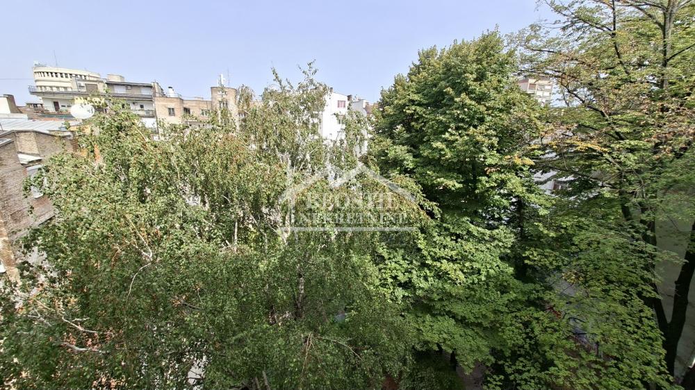 Stan Izdavanje Beograd Politika 78 m2