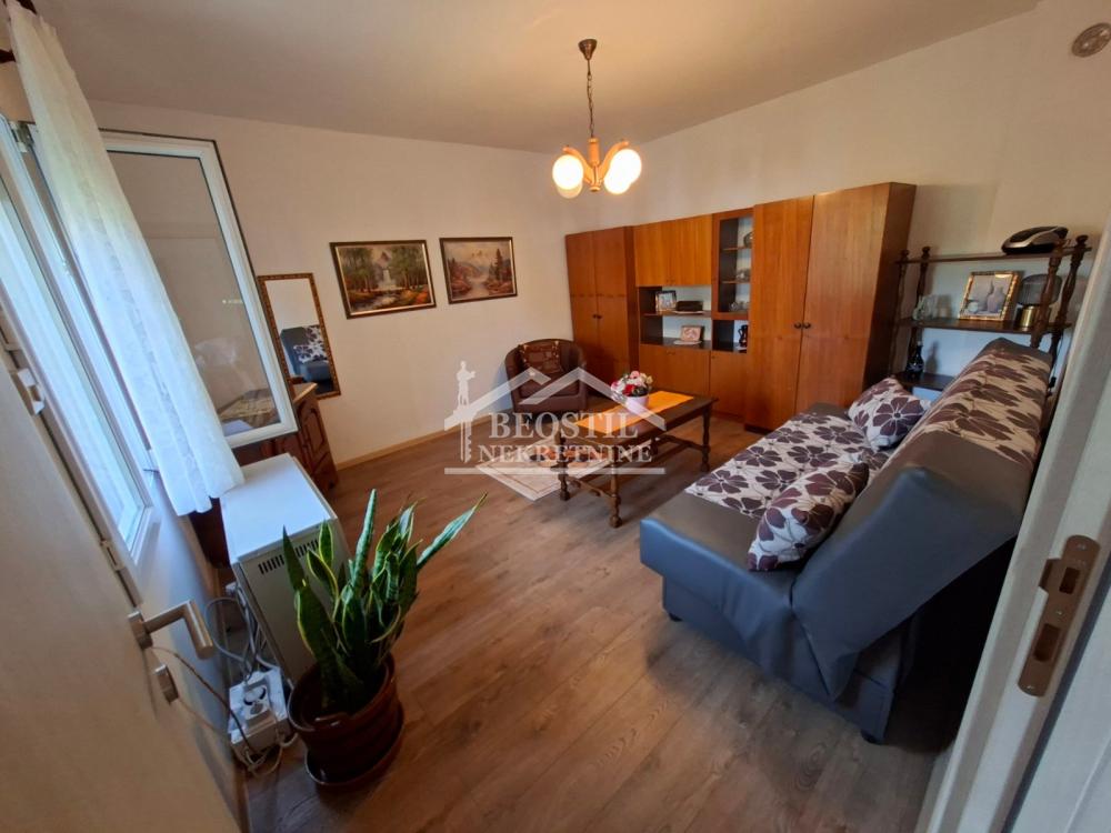 Stan Prodaja Beograd Stan Prodaja Beograd Zemun Polje 34 m2