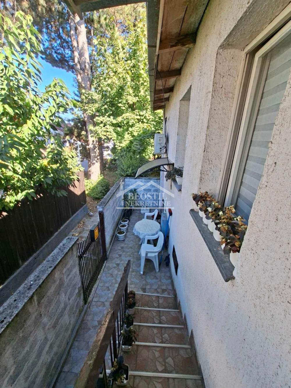 Stan Prodaja Beograd Stan Prodaja Beograd Petlovo Brdo 25 m2