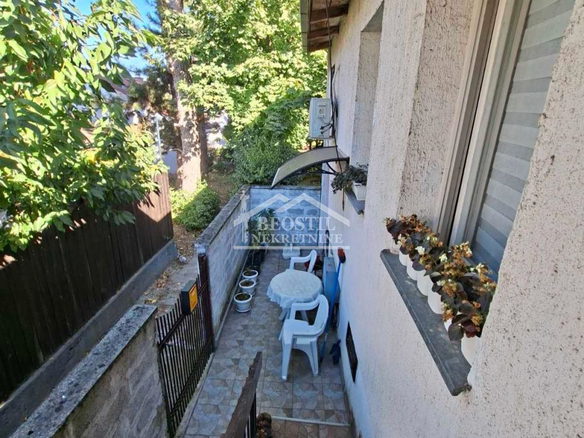 Stan Prodaja Beograd Petlovo Brdo 25 m2