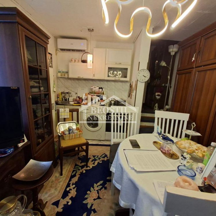 Stan Prodaja Beograd Petlovo Brdo 25 m2