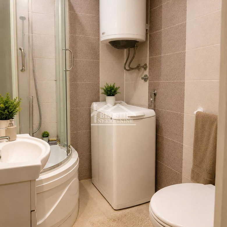 Stan Prodaja Beograd Centar (Savski Venac) 57 m2