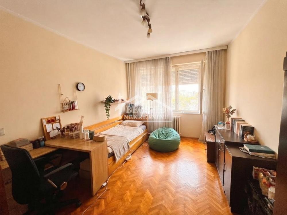 Stan Prodaja Beograd Centar (Savski Venac) 57 m2