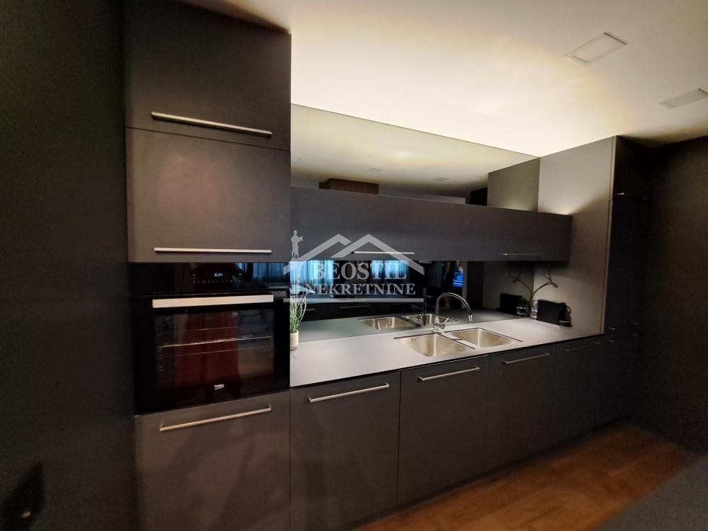 Stan Prodaja Beograd Blok 38 61 m2