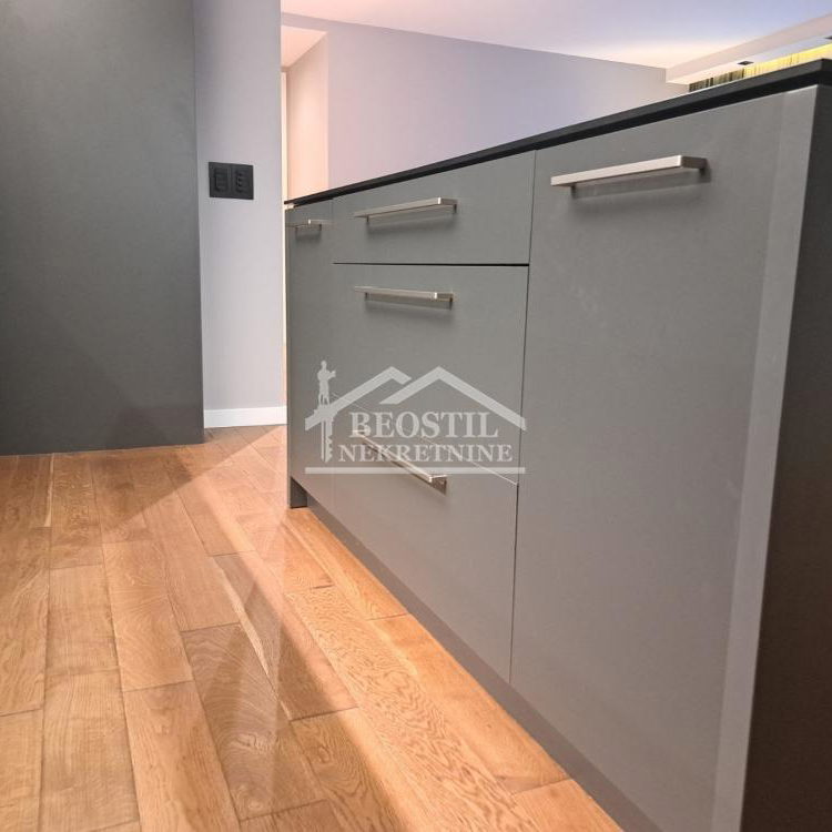 Dvosoban stan na prodaju, Blok 38, Beograd, 61m², 269.000 €