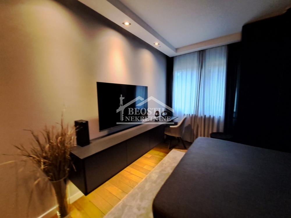 Dvosoban stan na prodaju, Blok 38, Beograd, 61m², 269.000 €