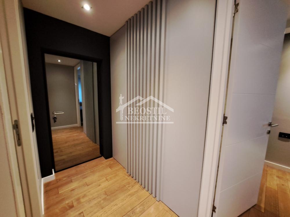 Dvosoban stan na prodaju, Blok 38, Beograd, 61m², 269.000 €