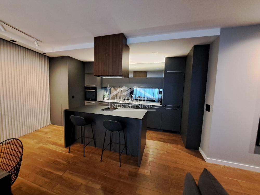 Stan Prodaja Beograd Blok 38 61 m2