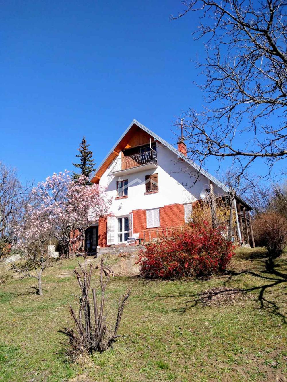 Kuća Prodaja Beograd Lipovica 165 m2