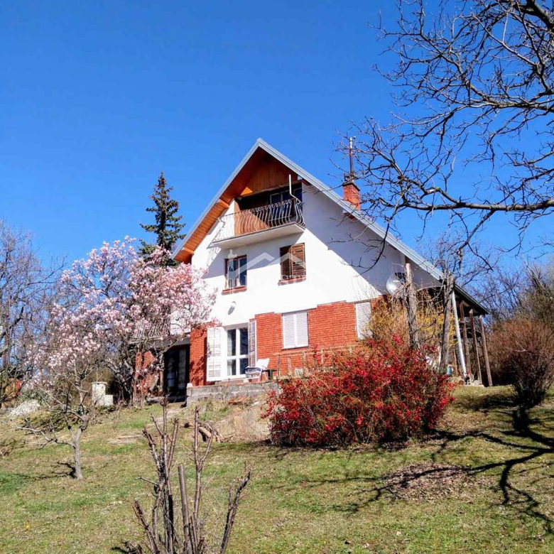 Kuća Prodaja Beograd Lipovica 165 m2
