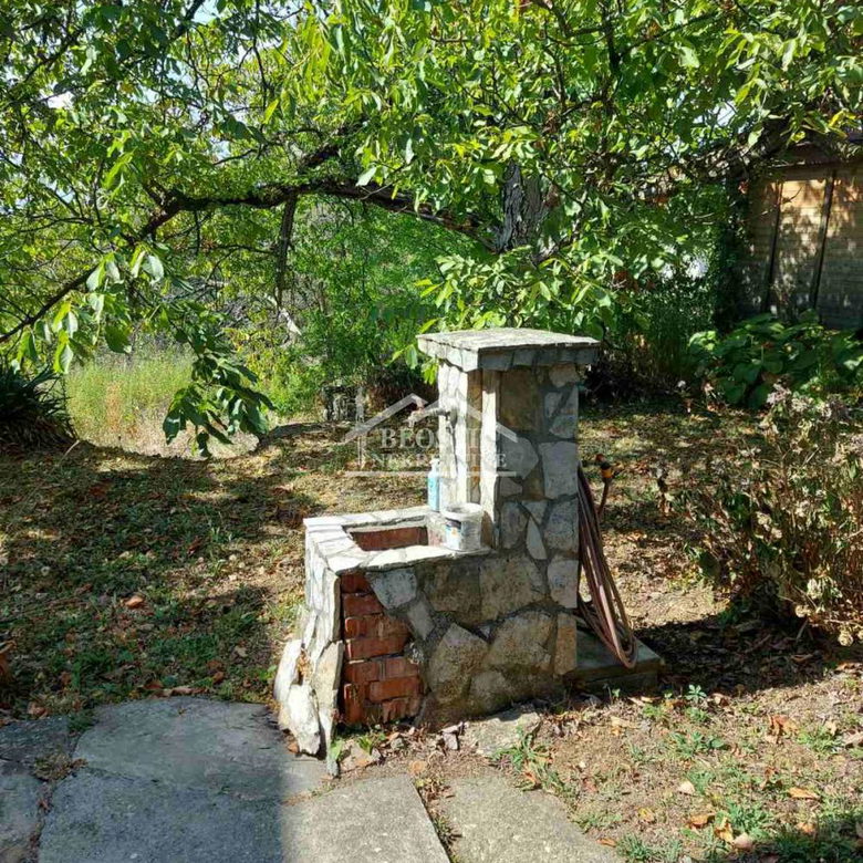 Kuća Prodaja Beograd Lipovica 165 m2