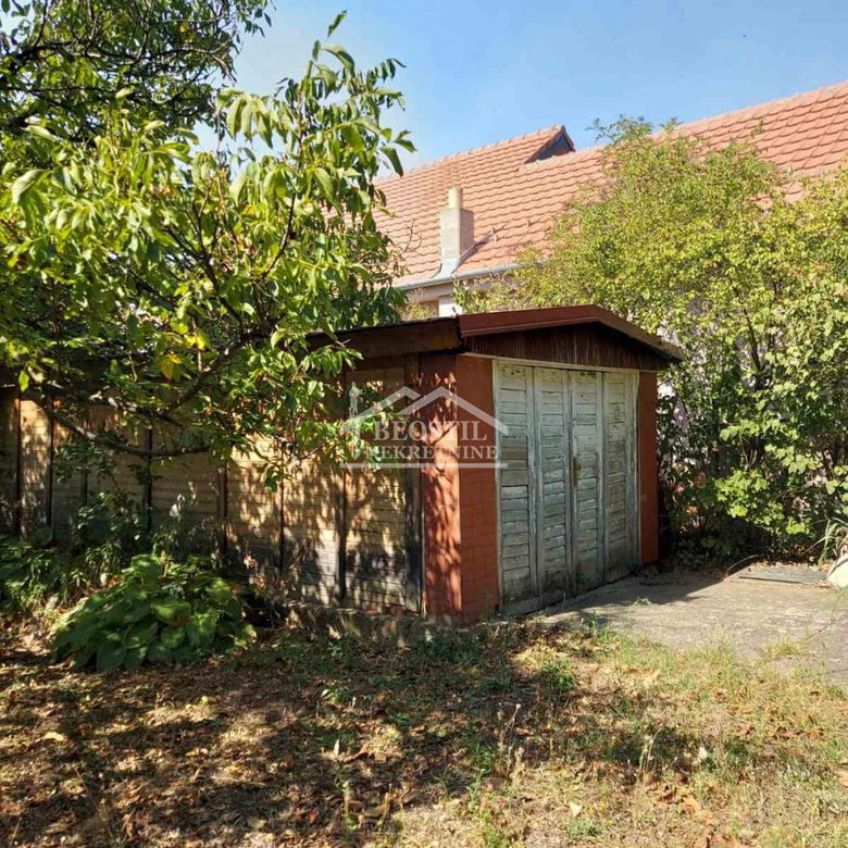 Kuća Prodaja Beograd Lipovica 165 m2