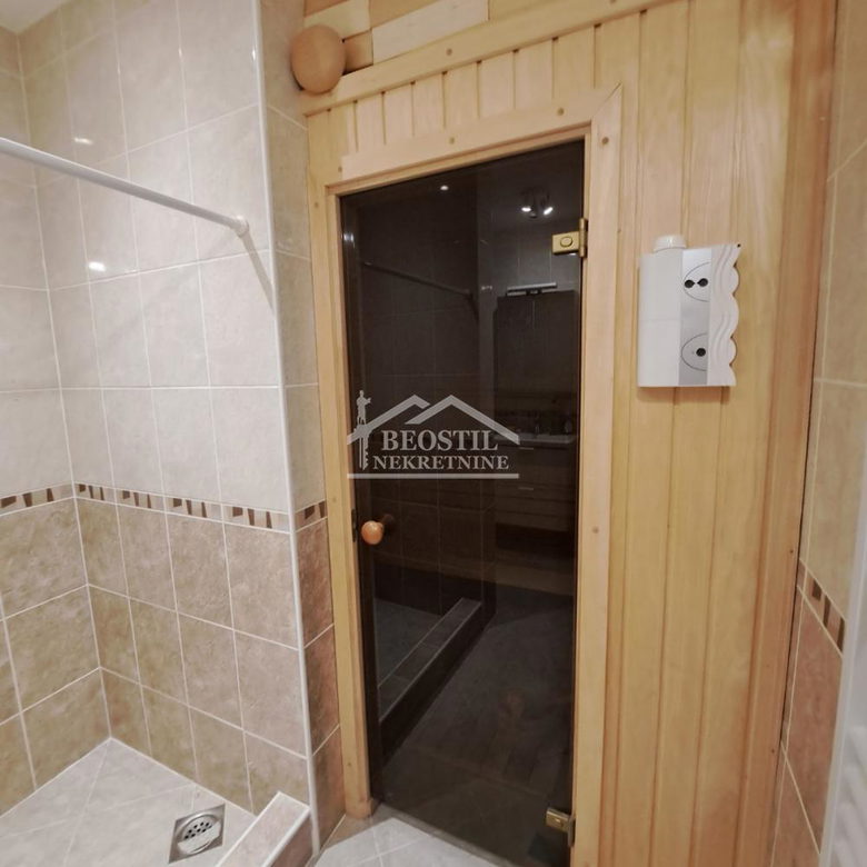 Kuća na prodaju, Vrčin, Beograd, 238m², 275.000 €