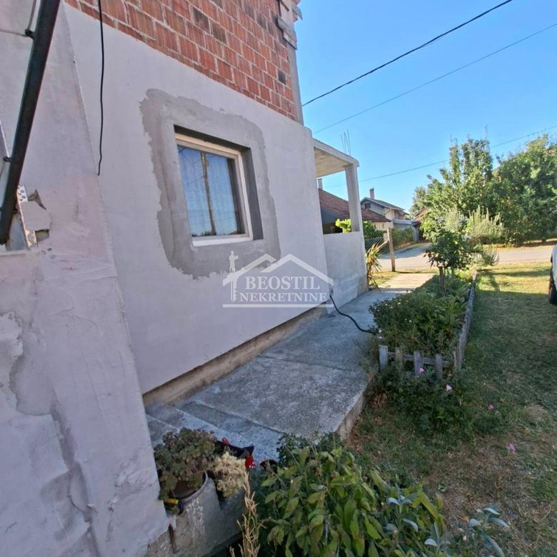 Kuća na prodaju, Ugrinovci, Beograd, 101m², 170.000 €