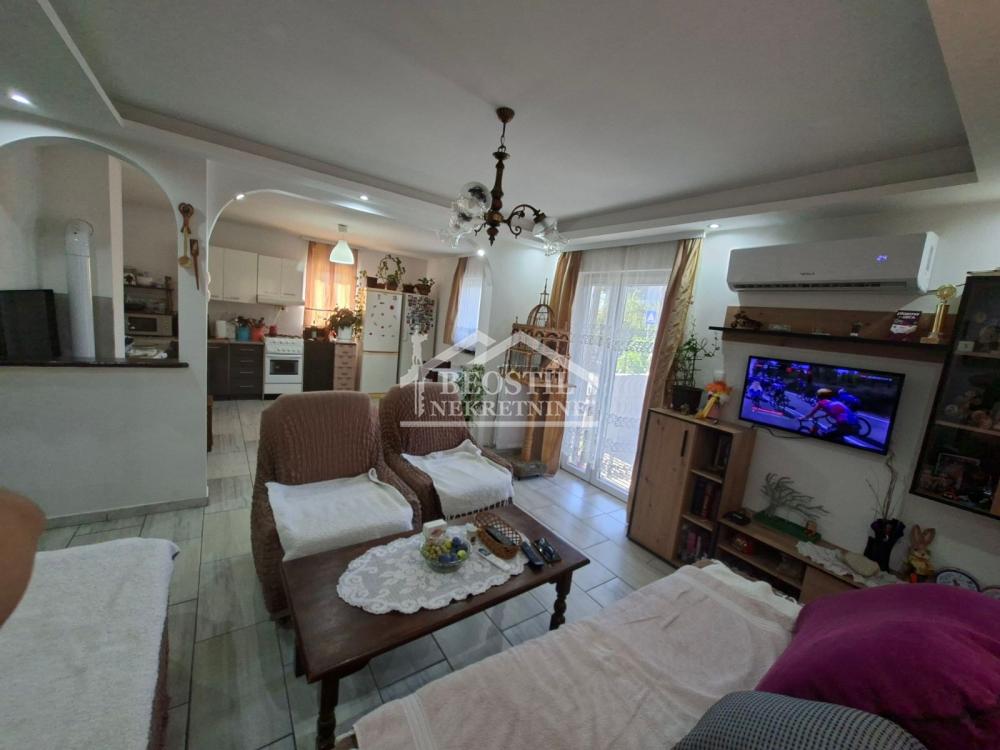 Kuća Prodaja Beograd Kuća Prodaja Beograd Ugrinovci 101 m2