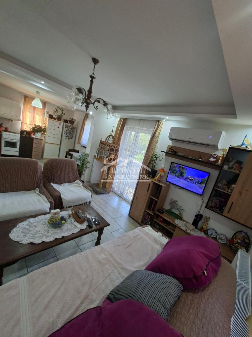 Kuća Prodaja Beograd Kuća Prodaja Beograd Ugrinovci 101 m2