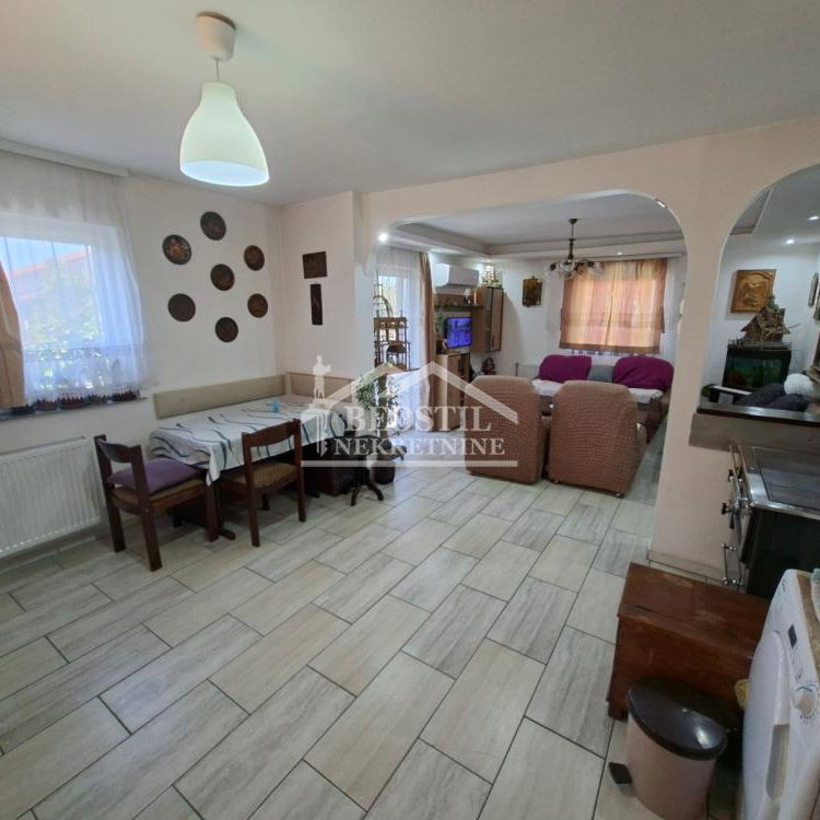 Kuća Prodaja Beograd Ugrinovci 101 m2