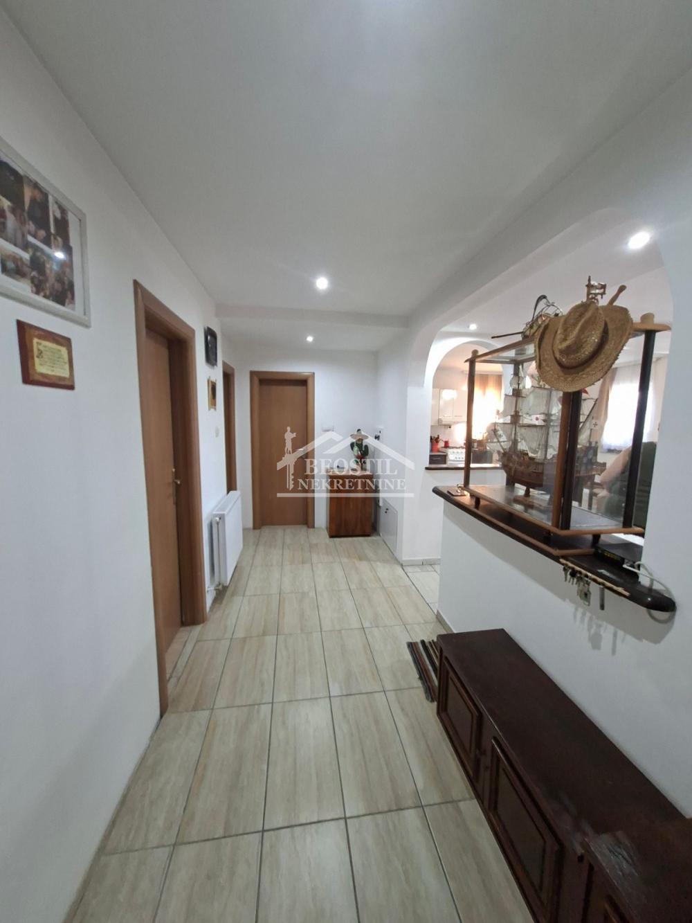 Kuća Prodaja Beograd Kuća Prodaja Beograd Ugrinovci 101 m2