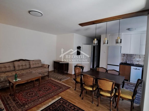 Stan Izdavanje Beograd Karađorđev Trg 65 m2