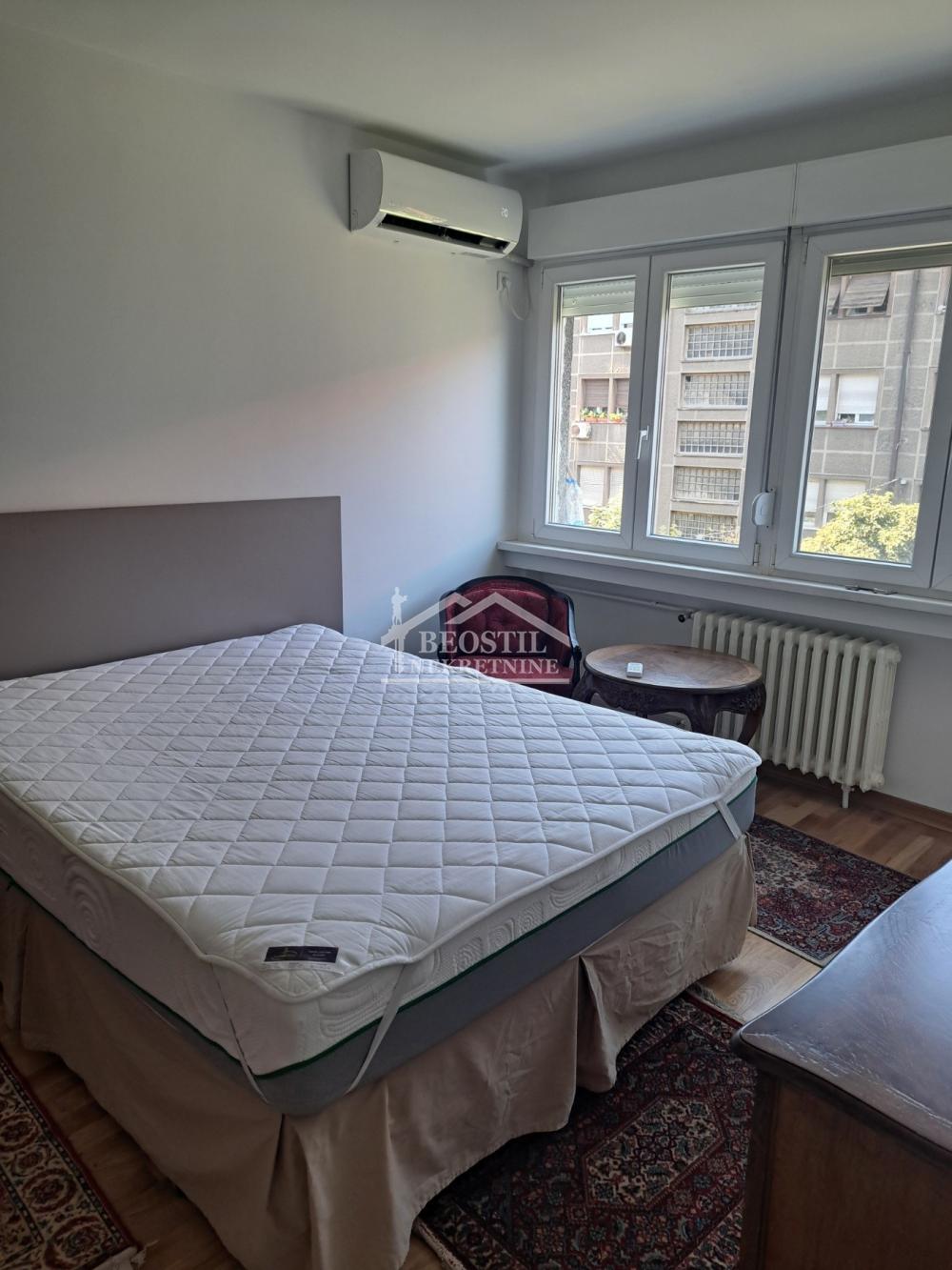 Dvoiposoban stan za izdavanje, Karađorđev Trg, Beograd, 65m², 900 €/mes