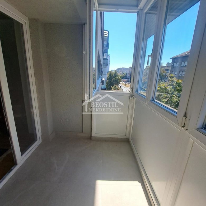 Dvoiposoban stan za izdavanje, Karađorđev Trg, Beograd, 65m², 900 €/mes