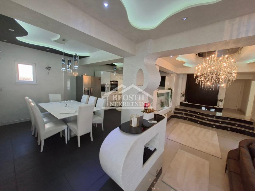 Kuća Prodaja Beograd Altina 417 m2