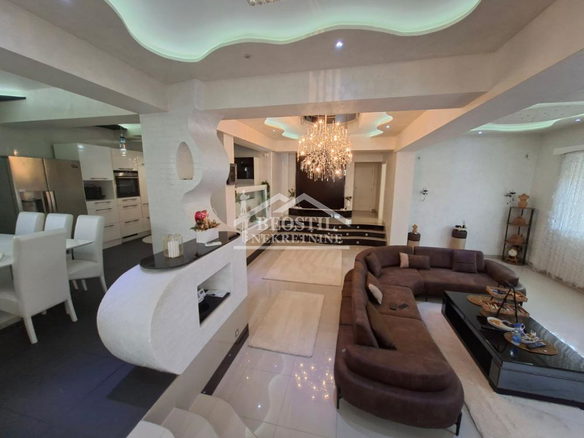 Kuća Prodaja Beograd Altina 417 m2