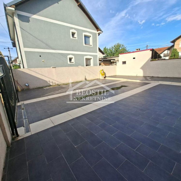 Kuća na prodaju, Altina, Beograd, 417m², 620.000 €