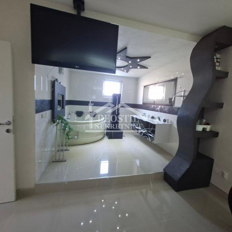 Kuća Prodaja Beograd Altina 417 m2