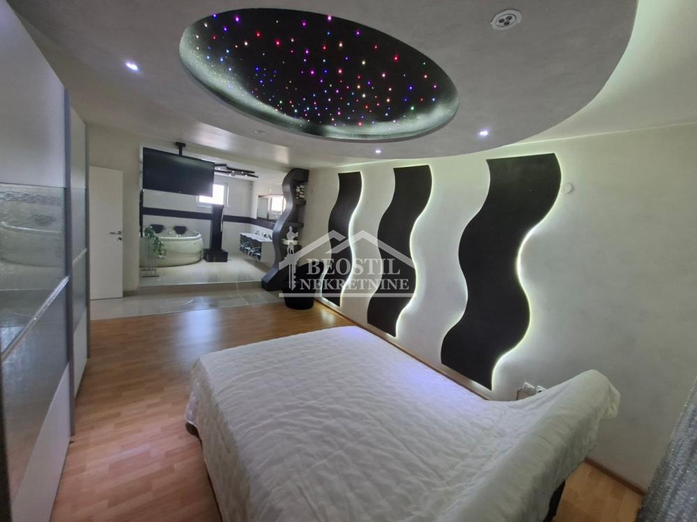 Kuća na prodaju, Altina, Beograd, 417m², 620.000 €