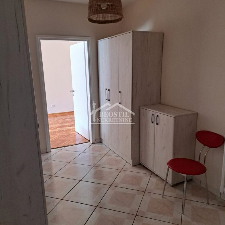 Stan Izdavanje Beograd Hotel YU 67 m2