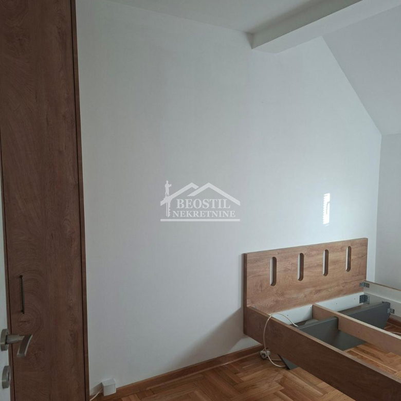 Dvosoban stan na prodaju, Kluz, Beograd, 42m², 160.000 €