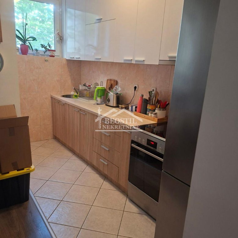 Stan Prodaja Beograd Tašmajdan 73 m2
