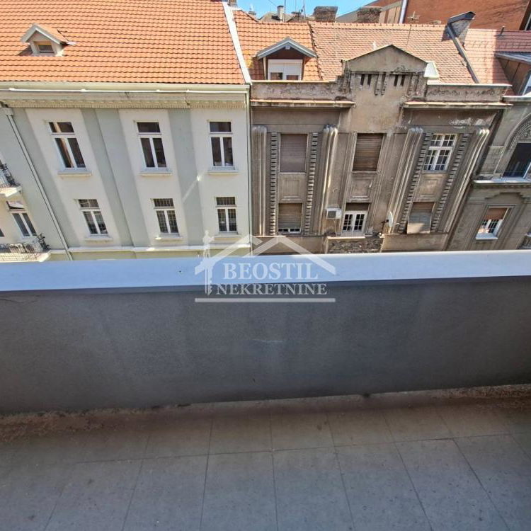 Dvoiposoban stan za izdavanje, Beograd Centar, Beograd, 49m², 700 €/mes