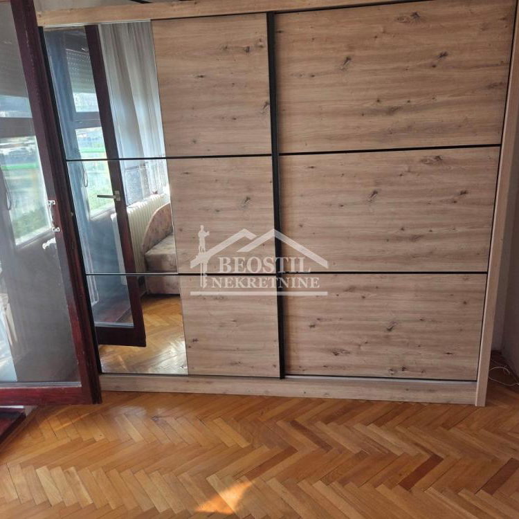Četvorosoban stan na prodaju, Savski Venac, Beograd, 80m², 285.000 €
