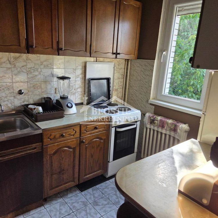 Četvorosoban stan na prodaju, Savski Venac, Beograd, 80m², 285.000 €