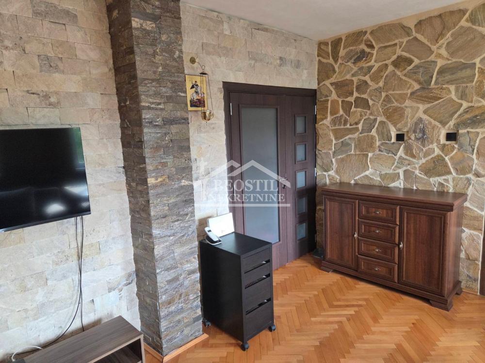 Četvorosoban stan na prodaju, Savski Venac, Beograd, 80m², 285.000 €