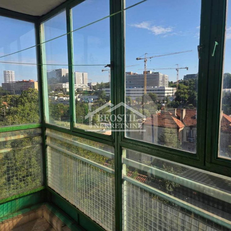 Četvorosoban stan na prodaju, Savski Venac, Beograd, 80m², 285.000 €